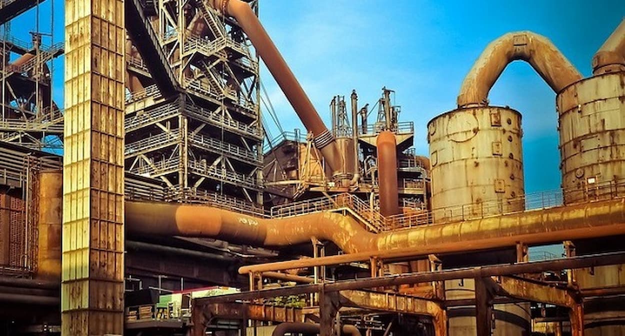 Abandoned Projects : Ajaokuta Steel Company requires $2bn to $5bn for revitalisation – Minister