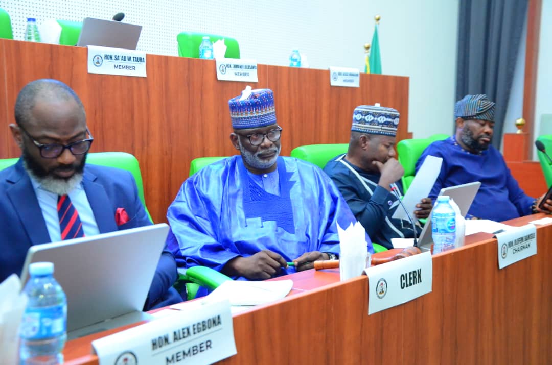 Reps ask SEC to review crypto operators requirement 