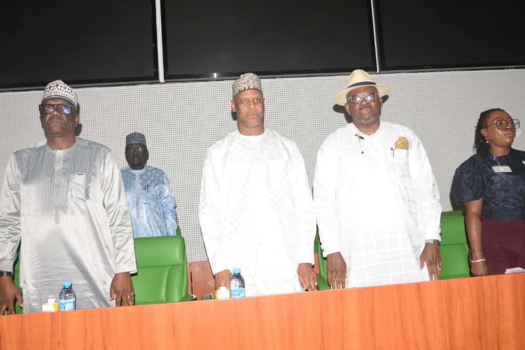 Reps panel commence probe on oil spill clean-up funds