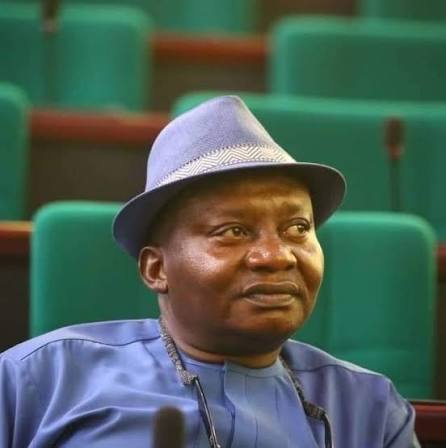 Six Reps Rivers lawmakers defect to APC 