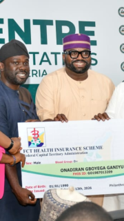 Press corps members get health insurance coverage 