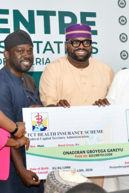 Press corps members get health insurance coverage 