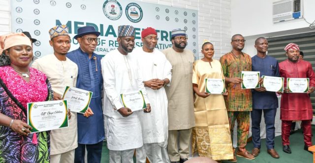 Kalu challenges media to tell Nigeria's positive stories